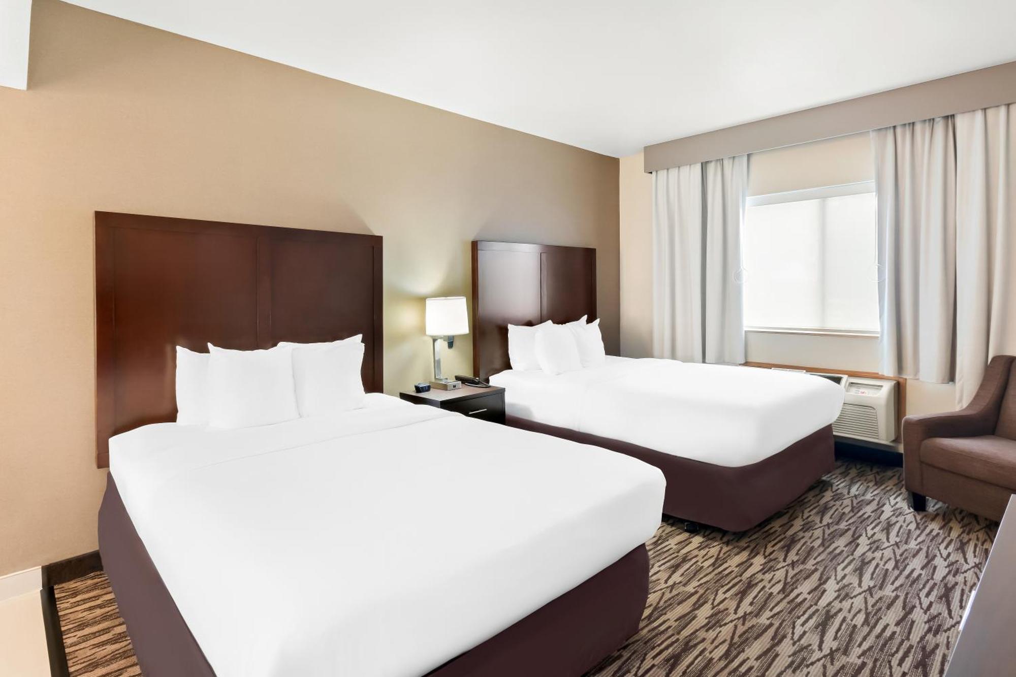 Comfort Suites Portland Airport Exterior foto