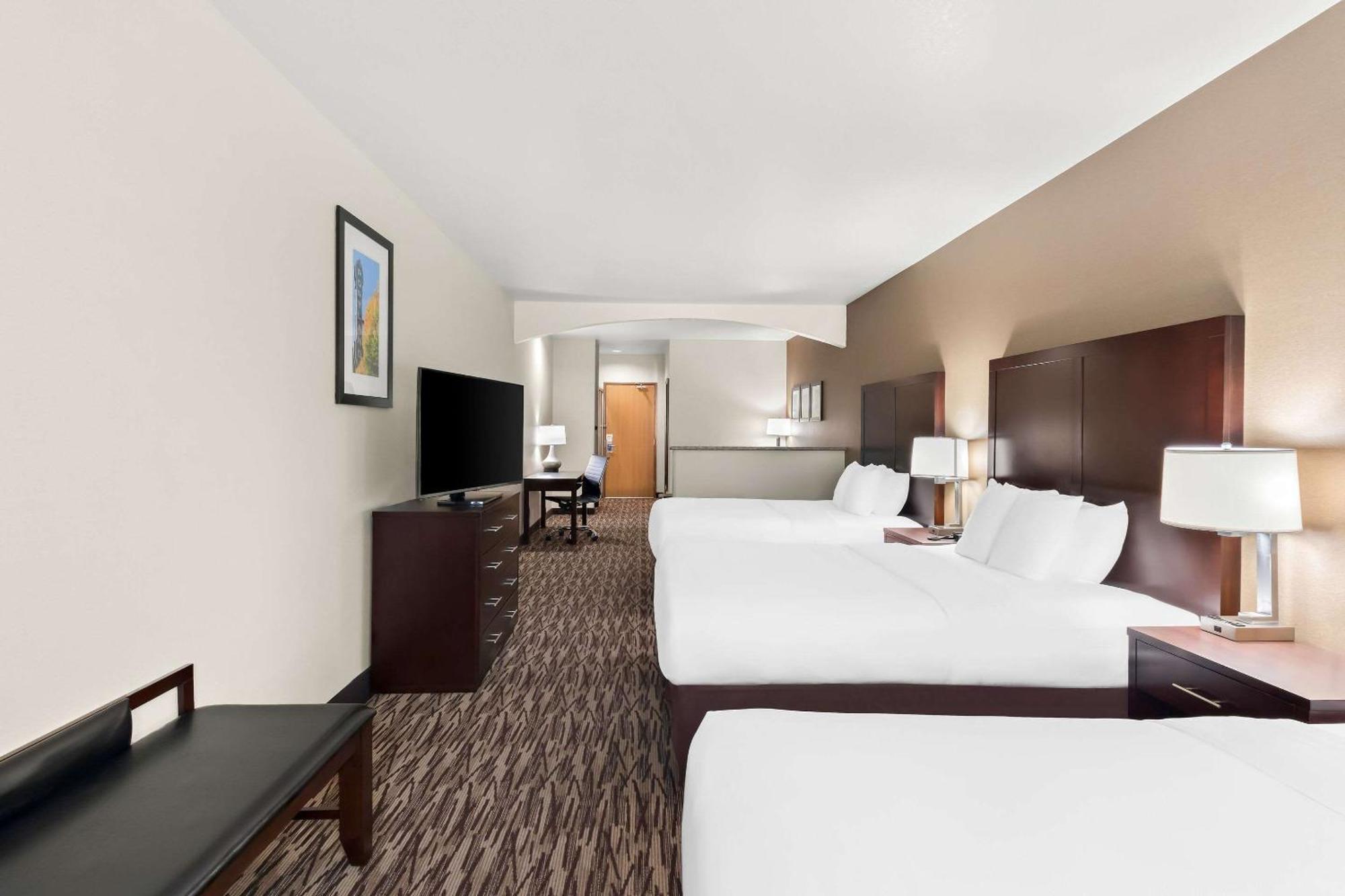 Comfort Suites Portland Airport Exterior foto