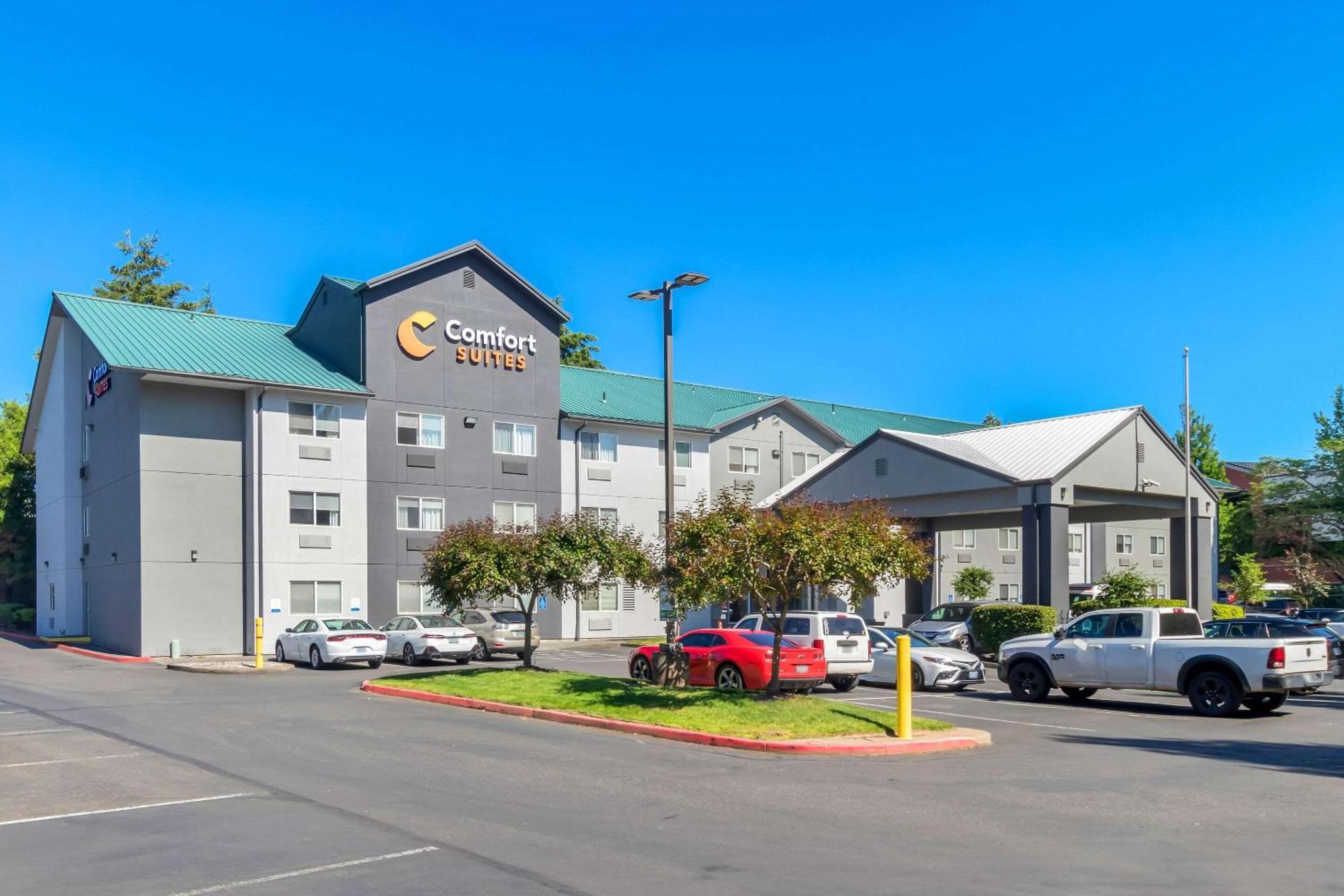 Comfort Suites Portland Airport Exterior foto
